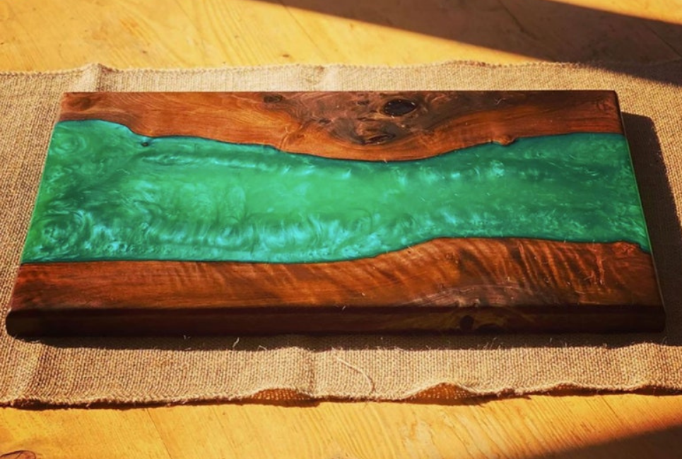 wood and green resin cutting board