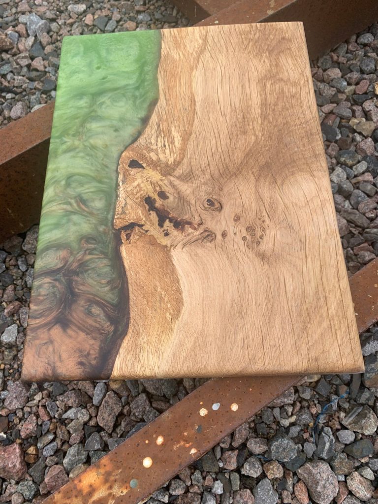 oak and resin cutting board