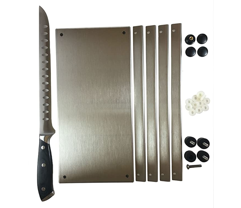 jerky cutting board with knife, boards and rubber feet