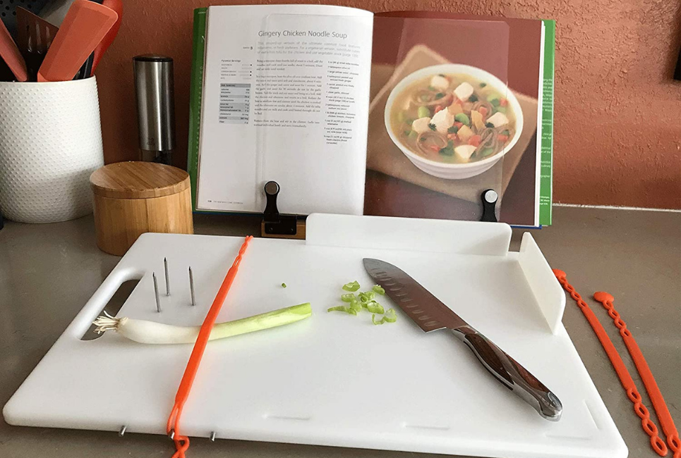 Etac Safety Cutting Board : adapted slicing guide for safe food cutting