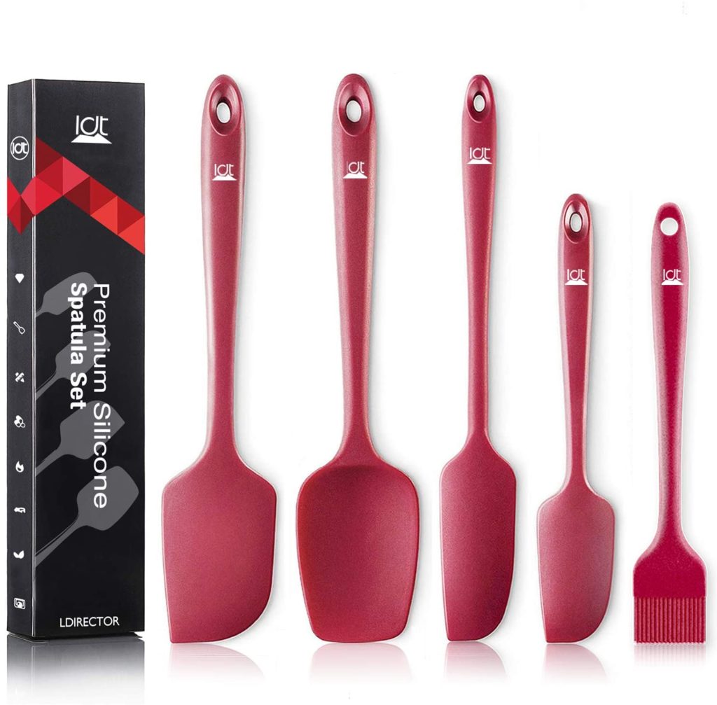 red silicone spatulas with black box packaging