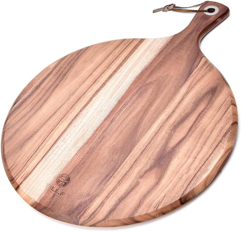 multi toned bamboo round cutting board with handle